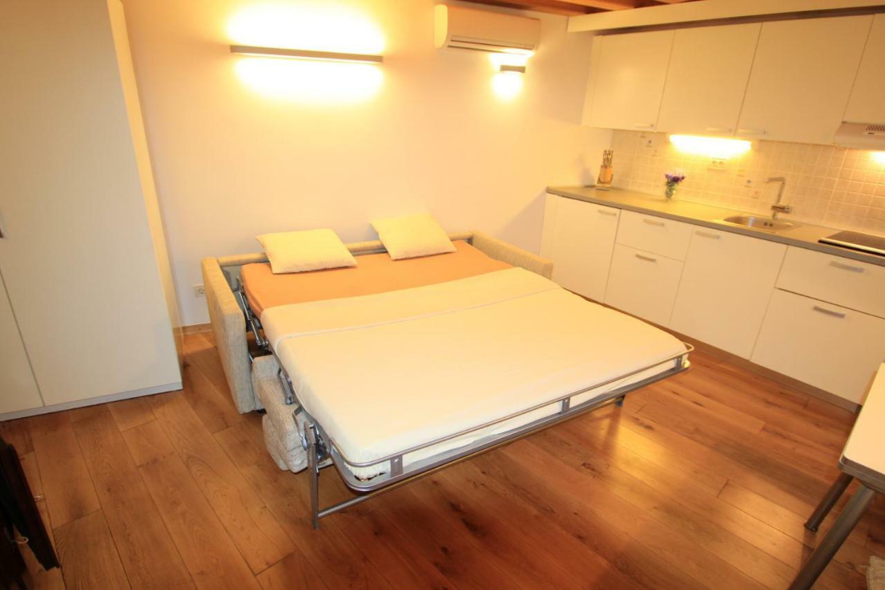 Cres Design Apartments Bagian luar foto