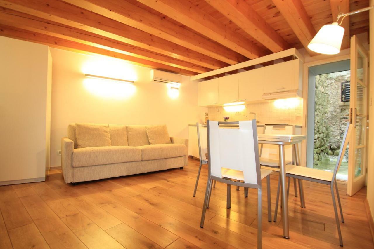 Cres Design Apartments Bagian luar foto